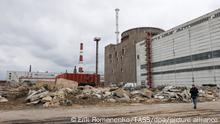DIESES FOTO WIRD VON DER RUSSISCHEN STAATSAGENTUR TASS ZUR VERFÜGUNG GESTELLT. [RUSSIA, ZAPOROZHYE REGION - MARCH 29, 2023: A view of the Zaporozhye Nuclear Power Plant in the city of Energodar. Video grab. Best possible quality. Erik Romanenko/TASS]