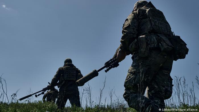Ukraine Bachmut | Ukrainische Scharfschützen