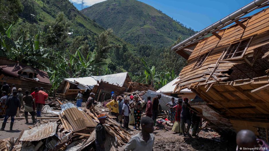 Floods and landslides kill hundreds in DR Congo – DW – 05/08/2023 - Vimarsana News