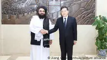 秦刚呼吁塔利班打击“恐怖势力”