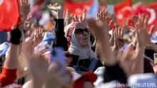 Supporters of Turkish President Tayyip Erdogan attend a rally ahead of the May 14 presidential and parliamentary elections in Istanbul, Turkey, May 7, 2023. REUTERS/Umit Bektas