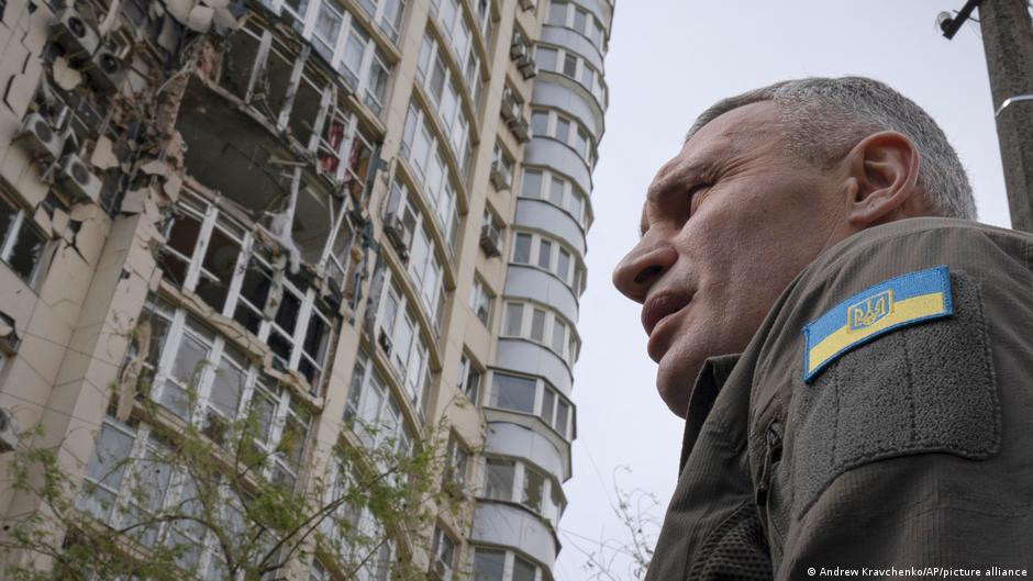 "Підлі ляпаси": Кличко заперечив, що Київ погано підготувався до зими
