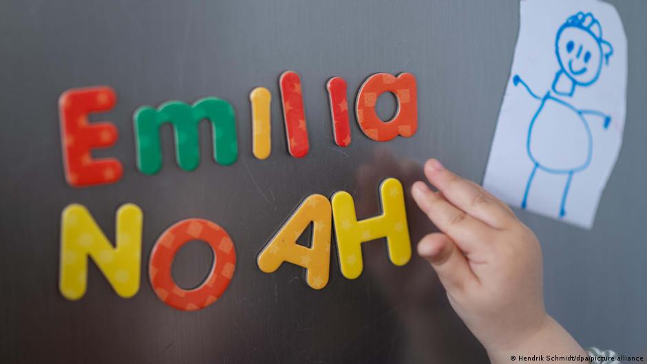Emilia and Noah top German list of baby names for third year – DW – 05/08/2023 - Vimarsana News