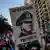 Pancarta con el rostro de Pinochet, en que se lee: "Queremos orden".