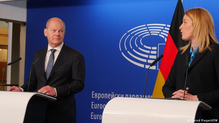 Olaf Scholz und Roberta Metsola, Präsidentin Europäisches Parlament