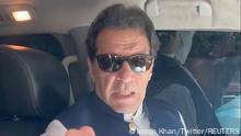 09/05/2023 Former Pakistan Prime Minister Imran Khan gestures in a video statement, at an unknown location in Pakistan, in this screen grab obtained from a social media video released on May 9, 2023. Imran Khan via Twitter/via REUTERS THIS IMAGE HAS BEEN SUPPLIED BY A THIRD PARTY. MANDATORY CREDIT. NO RESALES. NO ARCHIVES.