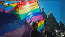 Titel: Regenbogenflagge, Moskau
Ort: Moskau, Russland
Schlagwörter: Russland, LGBTQ, Homosexualität, Menschenrechte
Sendedatum: 10.4.23
Rechte: DW
Bildbeschreibung: Regenbogenflagge vor dem Kreml, Moskau.
