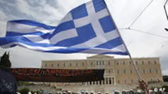 Griechenland Athen Parlament Protest Abstimmung Sparpaket Polizei Krise Finanzkrise