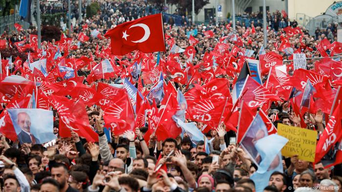 Elecciones en Turquía: “La gente está más expuesta a la desinformación” | El Mundo | DW | 13.05.2023