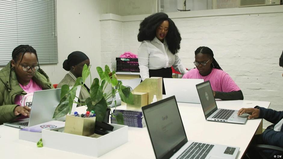 South Africa: Young Women Conquer Technical Jobs
