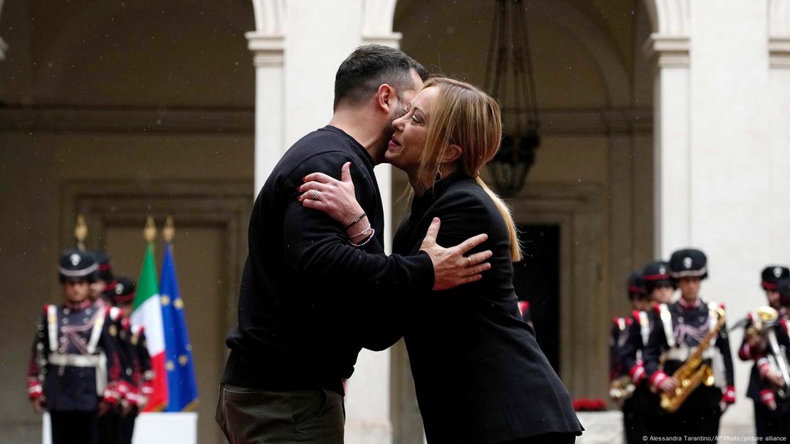 Presidenti Zelenski takohet me kryeministren Meloni në Maj - Meloni dëshiron të ndihmojë të sigurojë ndihmën financiare për Ukrainën Presidenti Zelenski takohet me kryeministren Meloni në Maj - Meloni dëshiron të ndihmojë të sigurojë ndihmën financiare për Ukrainën