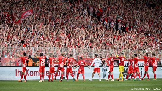 Union Berlin vence o Freiburg e fica próximo da classificação à