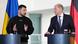Volodimir Zelenski (izq.) junto a Olaf Scholz. Volodimir Zelenski (izq.) junto a Olaf Scholz.
