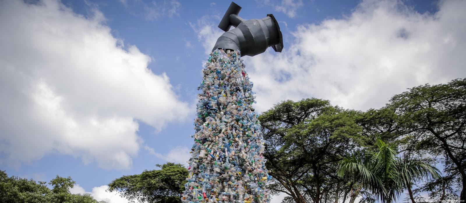 Turning off the Tap: How the world can end plastic pollution and