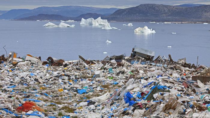 Una isla de basura en el mar