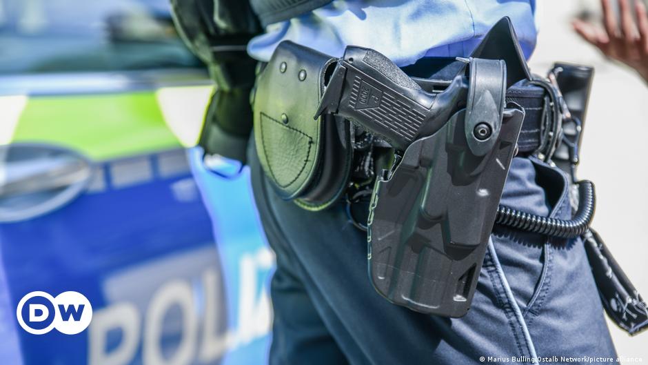 German police swoop on 'Islamic State' finance network – DW – 05/31/2023