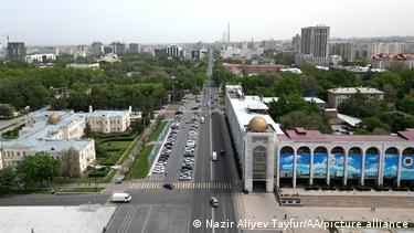 Вид на площадь Ала-Тоо в Бишкеке 
