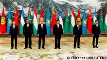 19.05.2023+++ Chinese President Xi Jinping, Kazakhstan's President Kassym-Jomart Tokayev, Kyrgyzstan's President Sadyr Japarov, Tajikistan's President Emomali Rahmon, Turkmenistan's President Serdar Berdymukhamedov and Uzbekistan's President Shavkat Mirziyoyev pose for pictures at a group photo session during the China-Central Asia Summit in Xian, Shaanxi province, China May 19, 2023. REUTERS/Florence Lo/Pool
