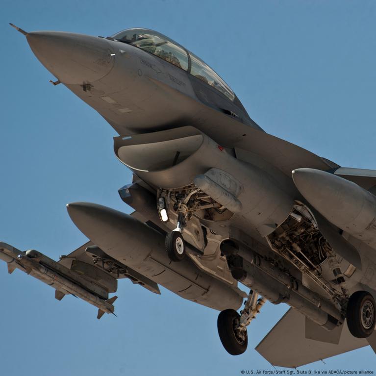 Will F-16 fighter jets be a game-changer in the war in Ukraine