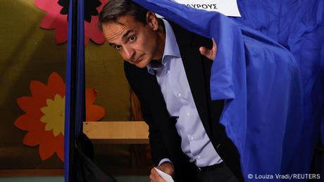 DW: Ο "πραγματιστής Μητσοτάκης" δρέπει καρπούς στις εκλογές