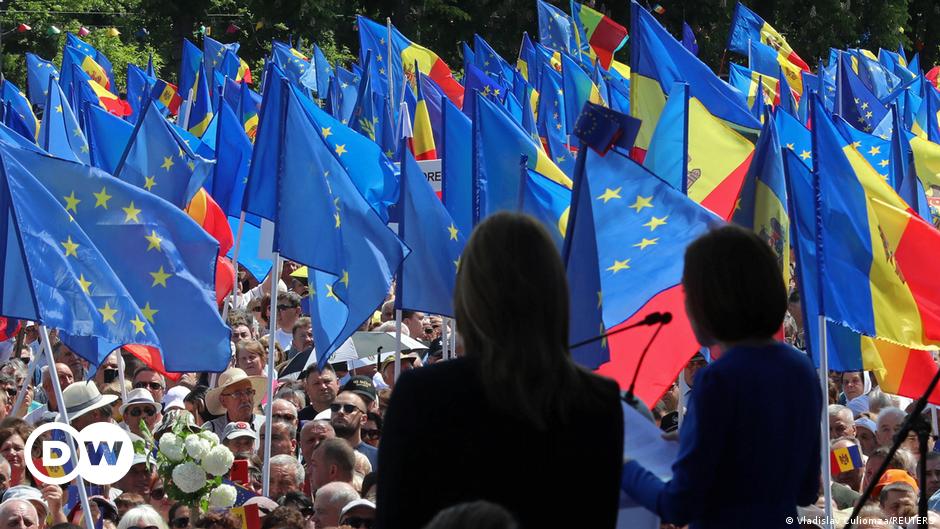 Zehntausende bei pro-europäischer Demonstration in Moldau