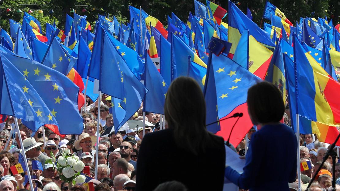 Na demonstracijama su se vijorile zastave Moldavije i EU-a