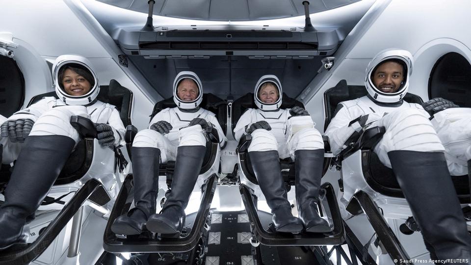 SpaceX envia primeira mulher saudita ao espa&ccedil;o &ndash; DW &ndash; 22/05/2023