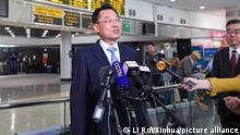 (230523) -- NEW YORK, May 23, 2023 (Xinhua) -- Xie Feng, China's new ambassador to the United States, delivers brief remarks to the media upon his arrival at the John F. Kennedy International Airport in New York, the United States, on May 23, 2023. Xie Feng on Tuesday urged Washington to work with China to enhance dialogue, manage difference and promote cooperation, so as to bring China-U.S. relations back to the right track. (Xinhua/Li Rui)