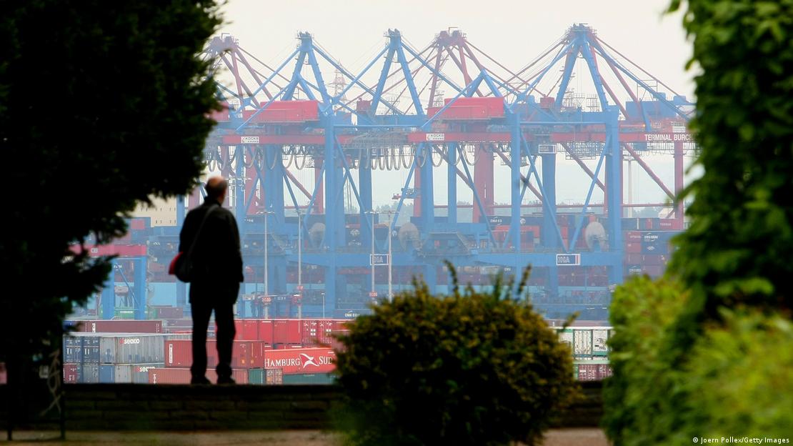  Hamburger Hafen Containerterminal Symbolbild Rezession