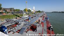 BASF stellt neues Schiff für Rhein-Niedrigwasser in Dienst 