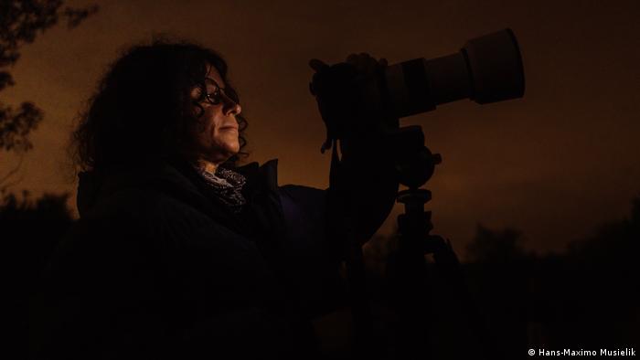 Jacqueline fotoreportera, cerca del volcán Popocatépetl, en México. Jacqueline fotoreportera, cerca del volcán Popocatépetl, en México.