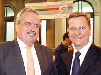 DW Director-General Erik Bettermann and Federal Foreign Minister Guido Westerwelle (from left)