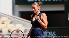 Tennis: Grand Slam, WTA-Tour - French Open, Einzel, Damen, 1. Runde, Sabalenka (Verband Belarus) - Kostjuk (Ukraine): Marta Kostjuk ballt die Faust. +++ dpa-Bildfunk +++