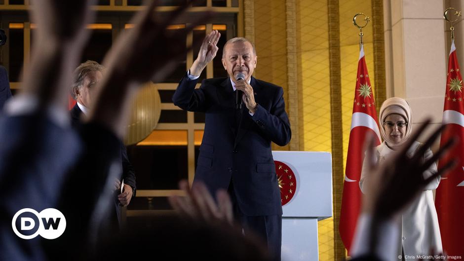 Langkah tajam Erdogan pasca kemenangan pemilu – DW – 30 Mei 2023