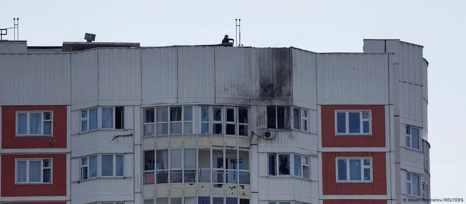 Segundo autoridades russas, duas pessoas procuraram ajuda médica após ataque com drones na capital, Moscou. Não houve mortes.