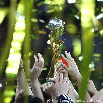 Is the World Cup Trophy Hollow?, Science