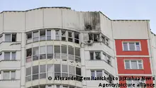 30/05/2023 *** Ein Wohnhaus, das Berichten zufolge durch eine ukrainische Drohne beschädigt wurde. Russlands Hauptstadt Moskau ist Bürgermeister Sergej Sobjanin zufolge von mehreren Drohnen angegriffen worden. +++ dpa-Bildfunk +++