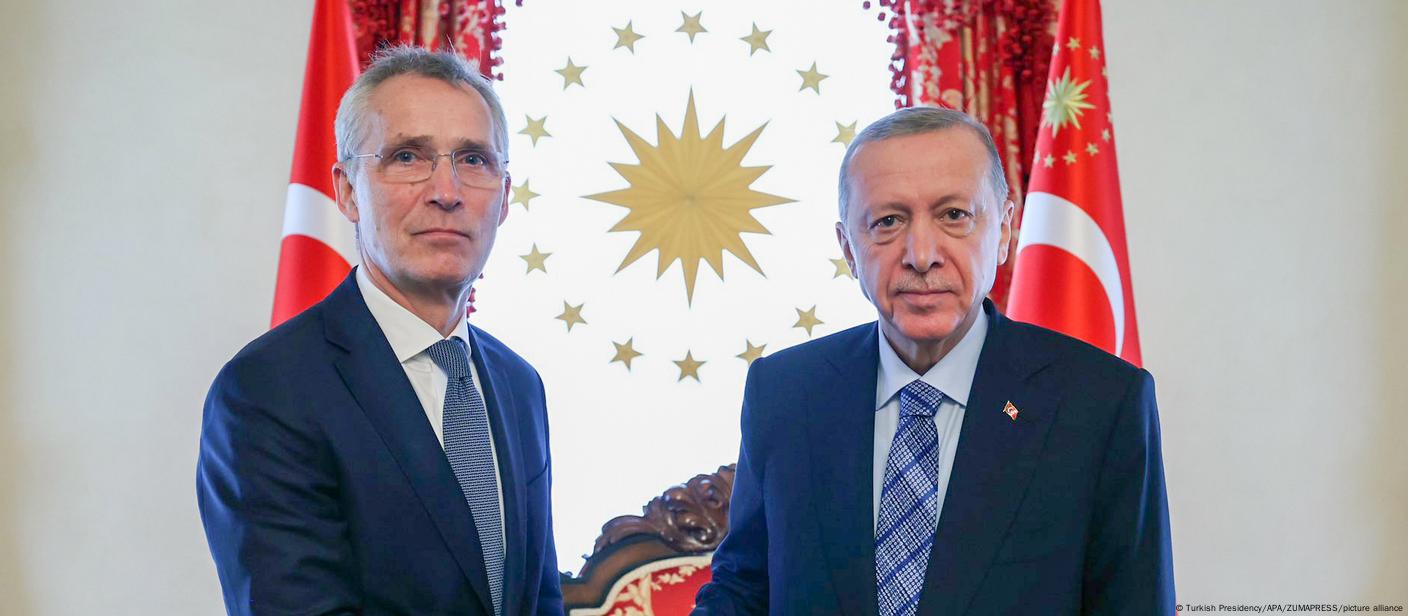 NATO's Stoltenberg again urges Turkey to let Sweden join – DW