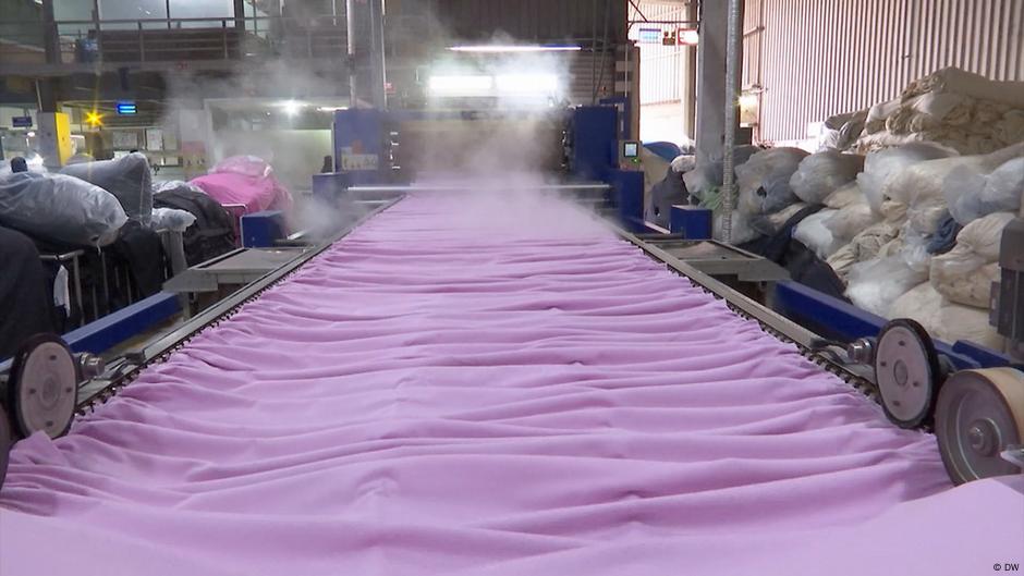 Bangladeschs Textilindustrie verbraucht Grundwasser