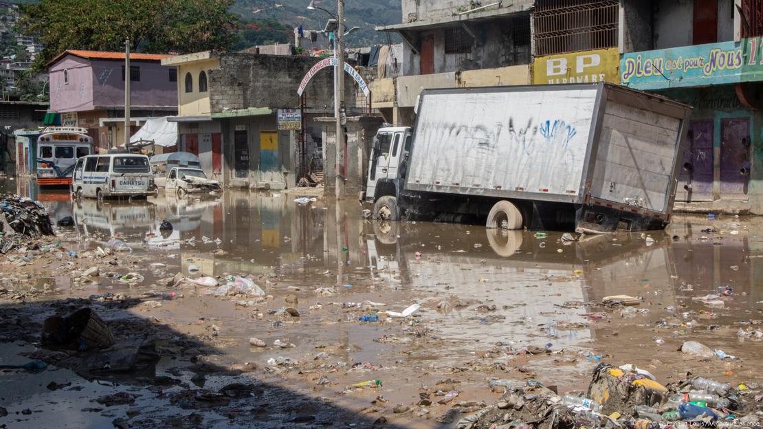 Una vista de la zona de Portail Leogane, en Puerto Príncipe, después de las inundaciones. 