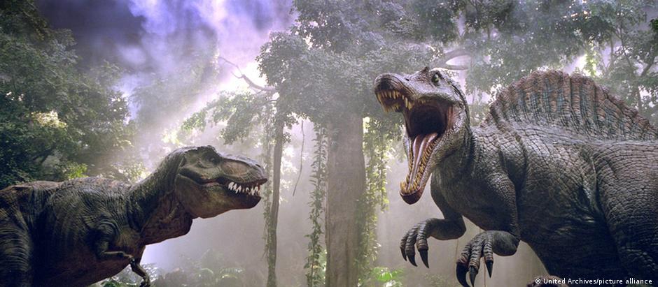 Nova pesquisa conclui que dinossauros eram parecidos com crocodilos gigantes inteligentes.