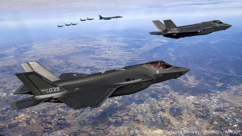 Vuelo de entrenamiento de cazas F-35 surcoreanos