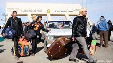 ترحيل آلاف المهاجرين المصريين من ليبيا.. خفايا تحت الضوء!