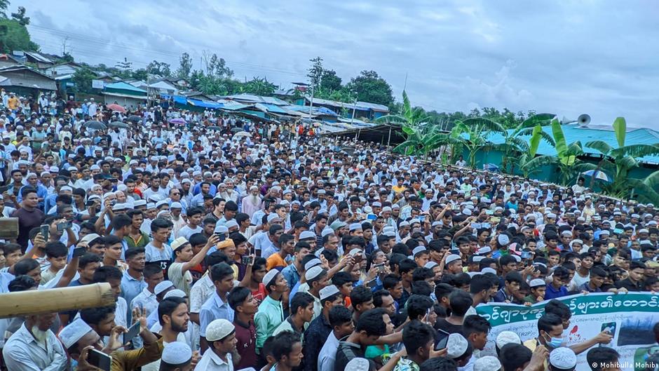 বাংলাদেশে রোহিঙ্গা শরণার্থীদের প্রতিবাদ