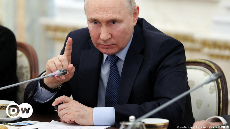 Putin rozmawia z sojusznikami w czasie wewnętrznego buntu – DW – 24.06.2023