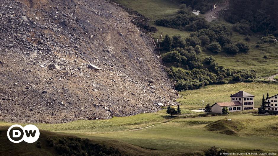 Brienz: Felsmassen verfehlen Schweizer Dorf nur knapp
Top-Thema
Weitere Themen
