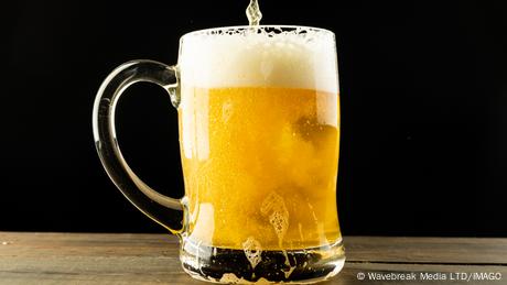 Bier ist nicht gesund – auch nicht für den Darm – DW – 07.09.2023