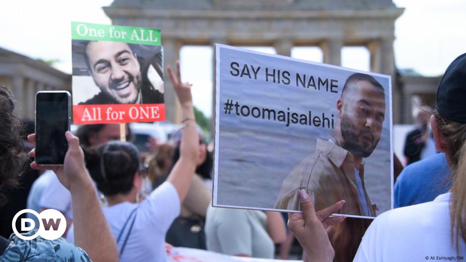 Sponsor menyelamatkan rapper Toomaj Salehi dari tiang gantungan – DW – 13 Juli 2023