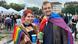 Δύο συμμετέχοντες στο LGBTQ+ Pride στη Σόφια