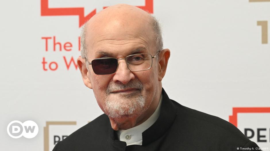 Salman Rushdie wins prestigious German peace prize – DW – 06/19/2023